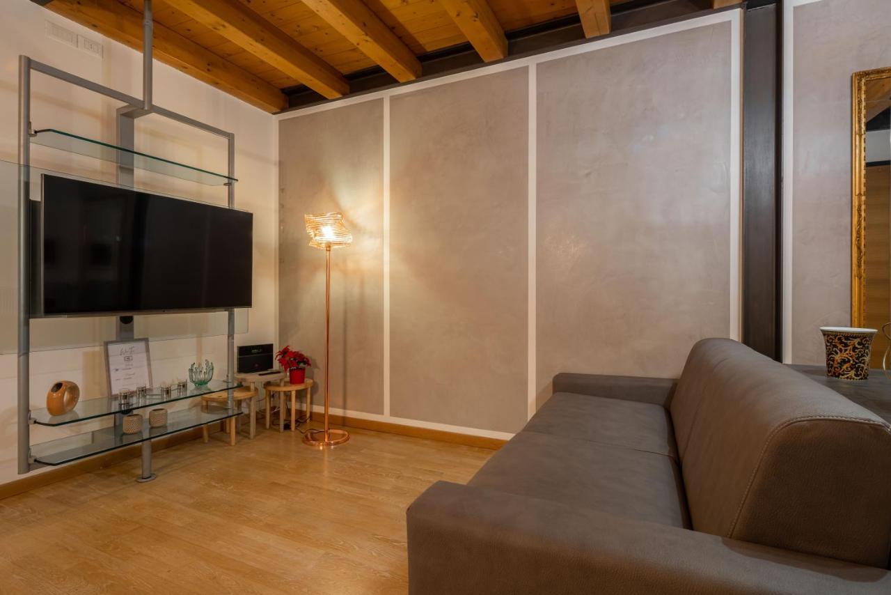 Venezia-Suite HemingwayA Pochi Passi Outlet Noventa di Piave Buitenkant foto