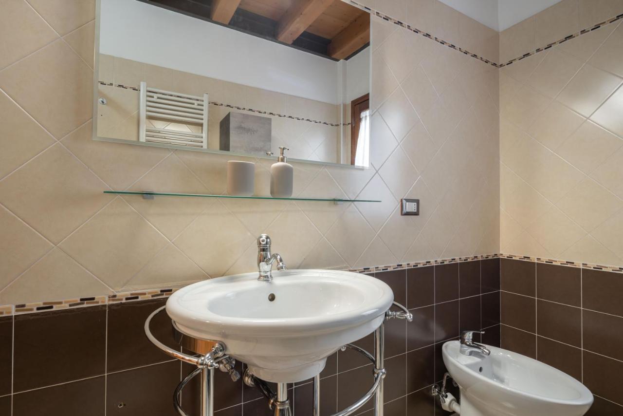 Venezia-Suite HemingwayA Pochi Passi Outlet Noventa di Piave Buitenkant foto